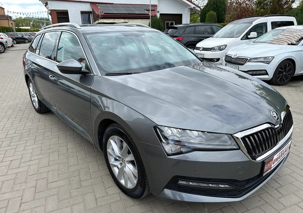 Skoda Superb cena 129000 przebieg: 19000, rok produkcji 2023 z Krzywiń małe 781